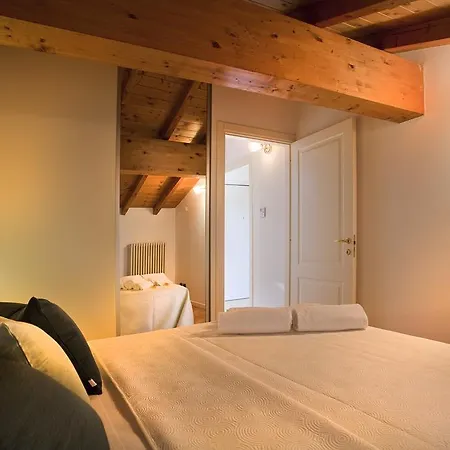 Apartment La Colombina *